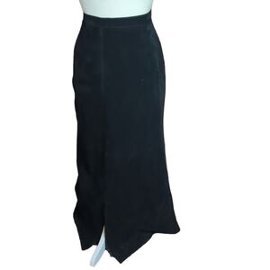 Vintage chic quality black suede leather side zip straight maxi skirt. Sz L